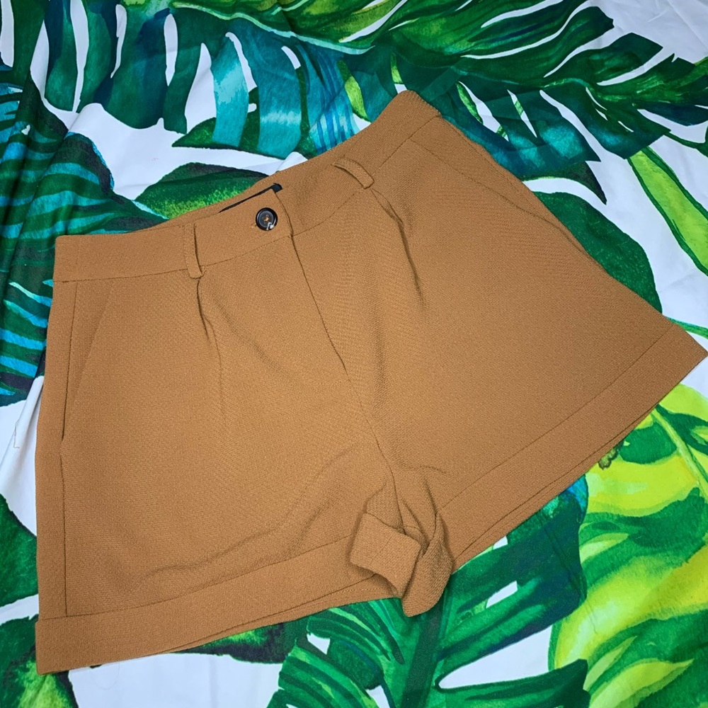 🛑SOLD🛑Forever 21 Khaki High Waisted Shorts size S
